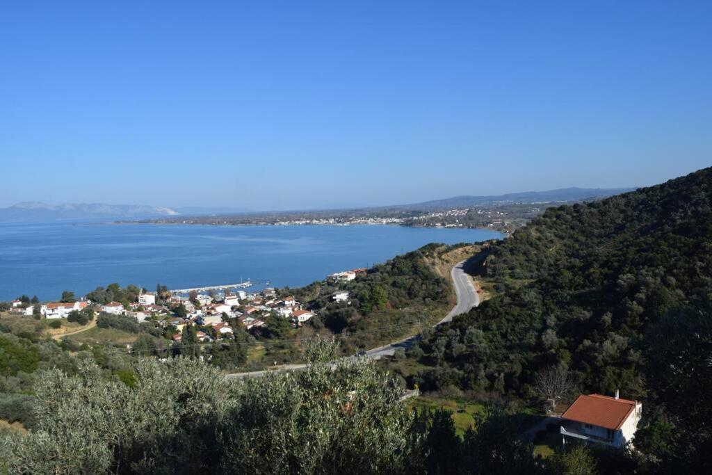 Ολόκληρος Όροφος Αγροτική Οικία Apartment Neos Pirgos Luaran gambar